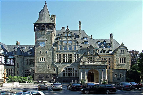 Schloss Friedrichshof in Kronberg