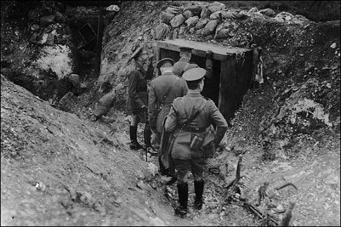 George V in Duits loopgraaf