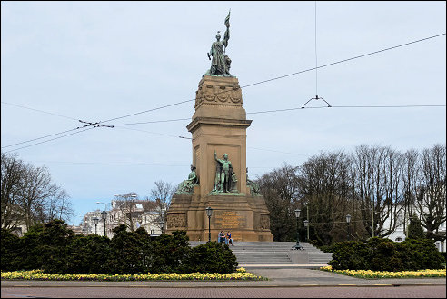 Plein 1813 in Den Haag