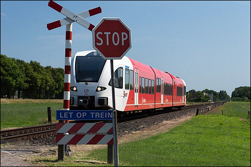 Onbewaakte overweg tussen Varsseveld en Terborg