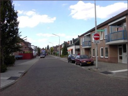  vanaf het kruispunt Willemstraat / Mauritsstraat gezien (h4114)