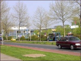 het winkelcentrum Velperbroek (h1966)