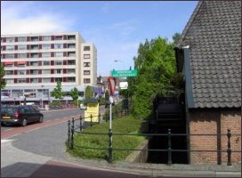 de watermolen op de hoek van de Hendrikus Avelinghstraat (h2118)