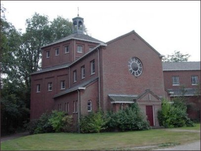 de kapel, die uit de tijd van het opvoedingsgesticht stamt (h4137)