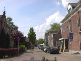 vanaf de Emmastraat gezien (h2274)