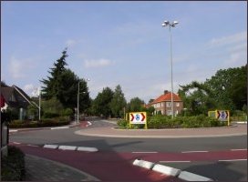 naar het westen vanaf de Rozendaalselaan (h4191)