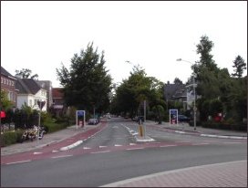 vanaf de rotonde in de Ringallee naar het zuiden gezien (h4087)