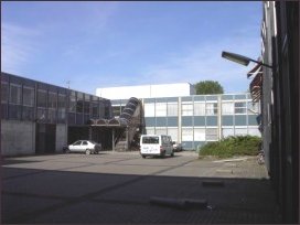 de binnenplaats vanaf de Meerkoetstraat (h2165)